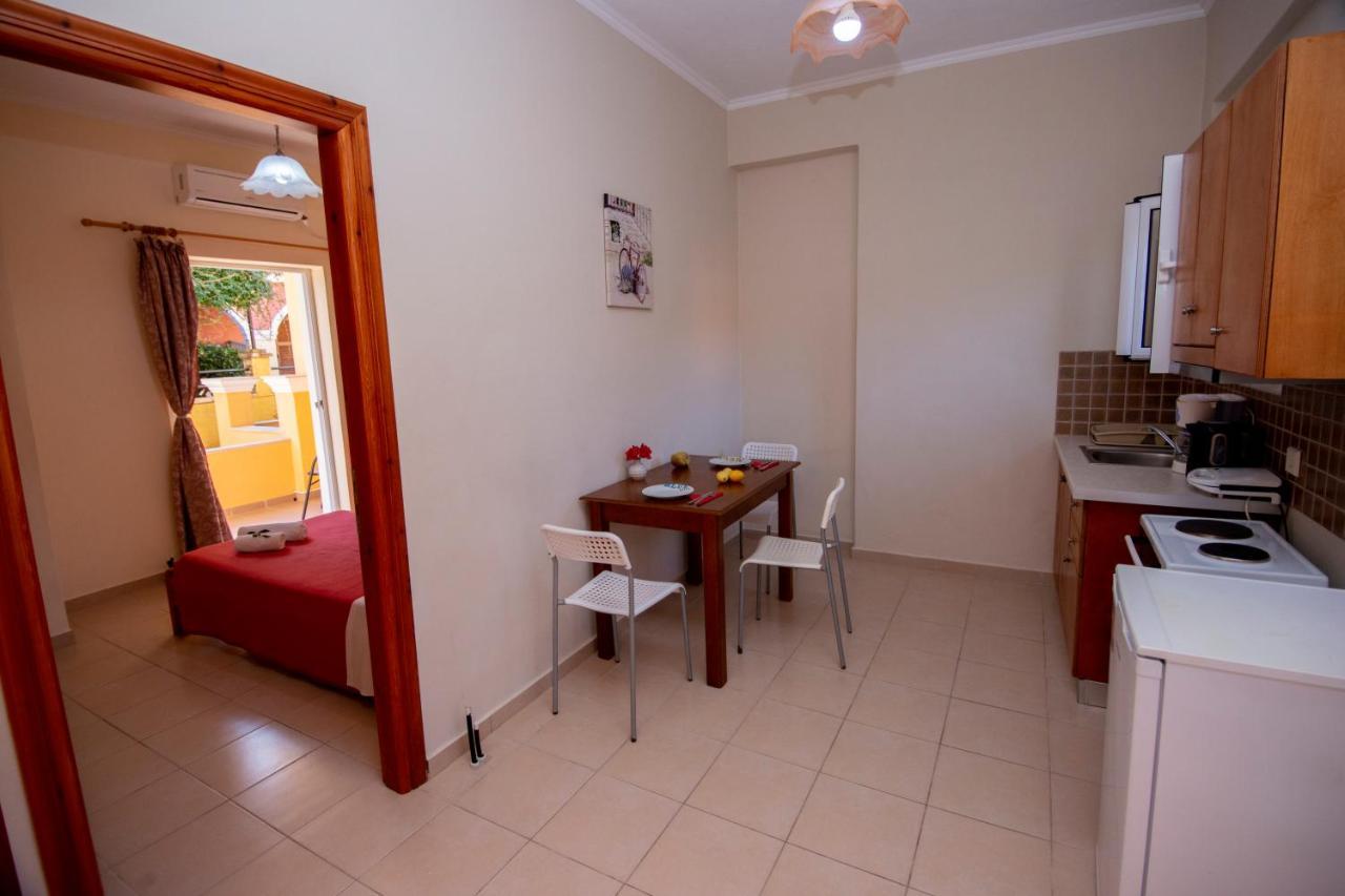 John Apartments First Floor Roda (Corfu) Exterior foto